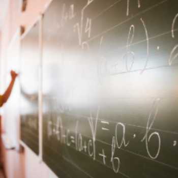 وقتی فرصت طلایی دو زبانه شدن را از فرزندانمان دریغ کنیم